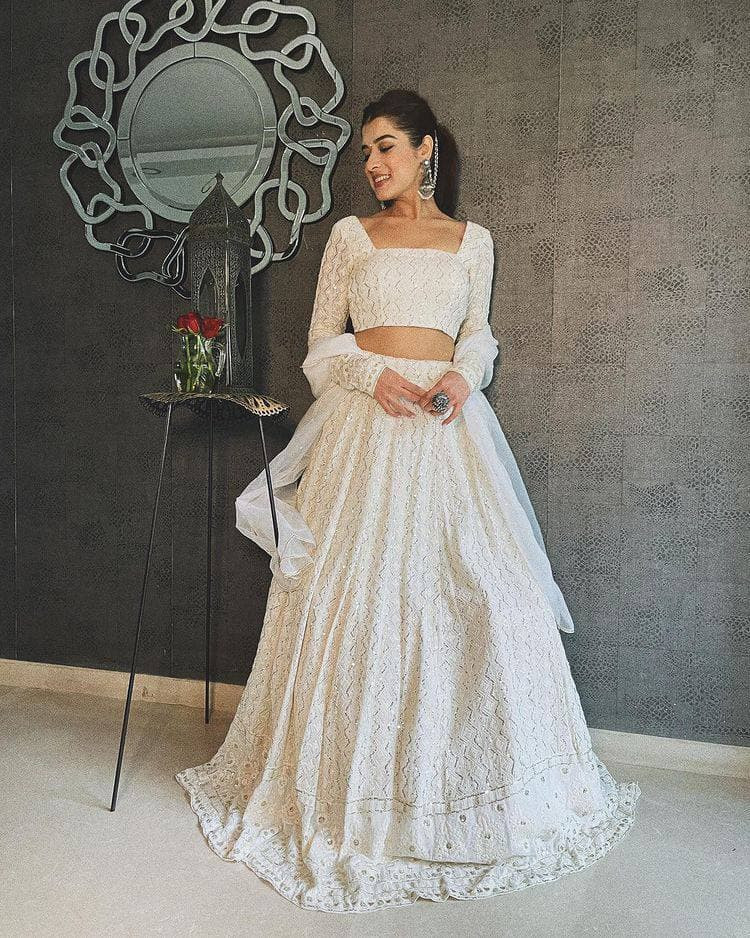 stunning-white-lehenga-designs