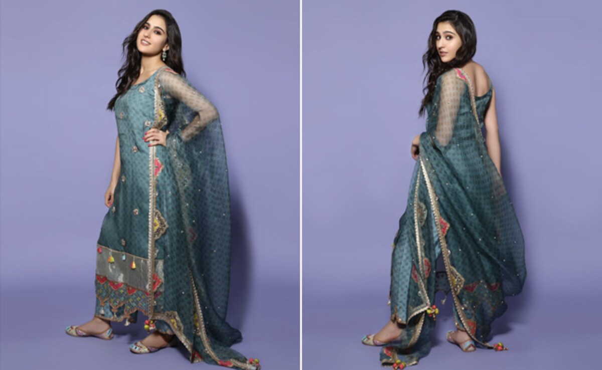 Stylish Indian Straight Salwar Kameez Dresses For Young Ladies