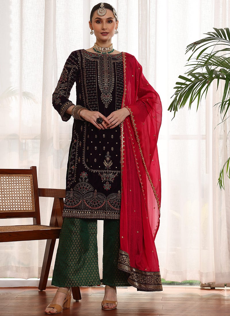 Black Salwar Suit Design Pakistani with Colored Dupatta